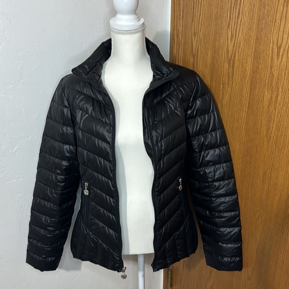 Betsy Johnson matte black puffer jacket with lace trim L - Picture 2 of 13